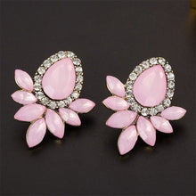 Load image into Gallery viewer, Crystal Earring